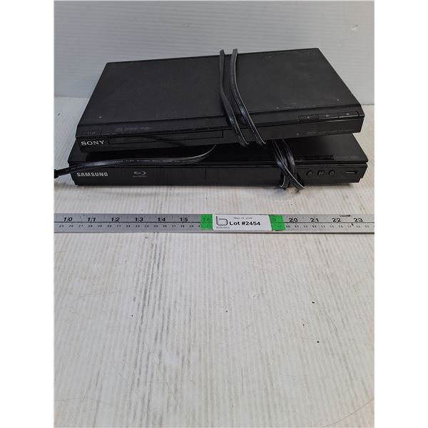 (2) DVD Players-Sony and Samsung-both power on-untested as is