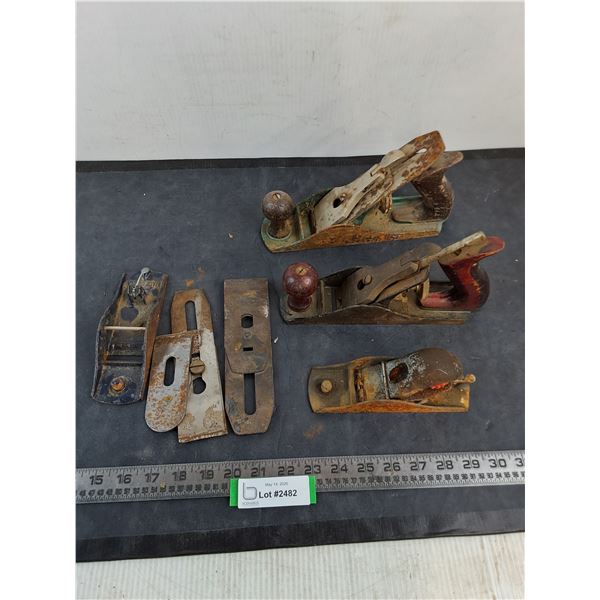 (4) Vintage Wood Planers & Extra Blades