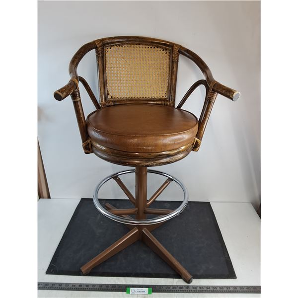 * Adjustable Bar Stool - Adjust Mechanism Missing - 33" High x 24" Diameter - Cannot Ship