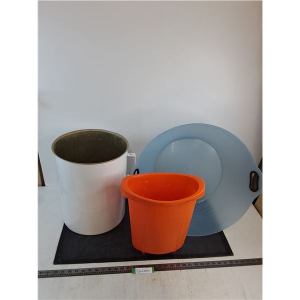 (2) Garbage Cans (Metal & Plastic), Plastic Laundry Basket - 21" Diameter - PICK UP ONLY
