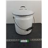 Image 1 : Vintage Enameled Pot w/Lid