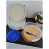 Image 2 : Vintage Tupperware Food Containers, Round Cake Bake Pans
