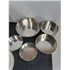 Image 3 : Vintage Tupperware Food Containers, Round Cake Bake Pans