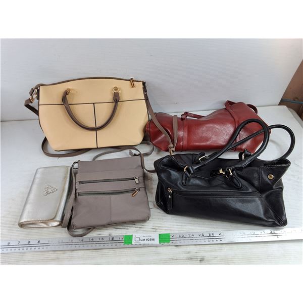 Assorted Women's Purses