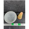 Image 2 : Milk Glass Mixing Bowl w/ Large Candle