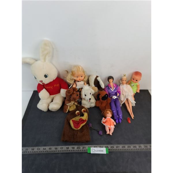 Assorted Action Dolls & Plush Toys