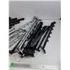 Image 5 : Slat Wall Clothes Hanging Fixtures - PICK UP