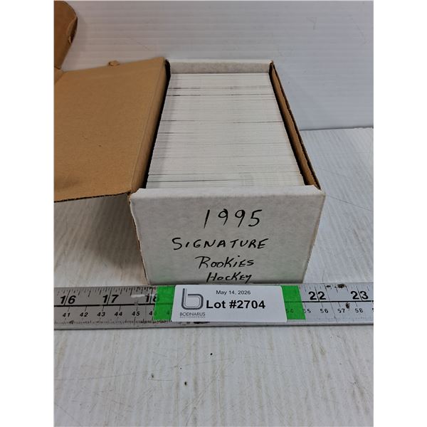 Box of 1995 Signature Rookies NHL Player Cards