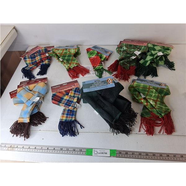 (22) Fleece Pet Scarves- New