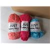 Image 2 : Box of Plush Yarn Rolls