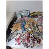 Image 3 : Wall Stickers, Eyeglass Cords & Cases, Hair Bows, Misc.
