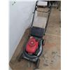 Image 2 : *Honda Lawnmower HRR216 - NEEDS TLC, AS IS, PICKUP ONLY