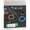 Image 3 : Hatband, Necklaces, Bracelets