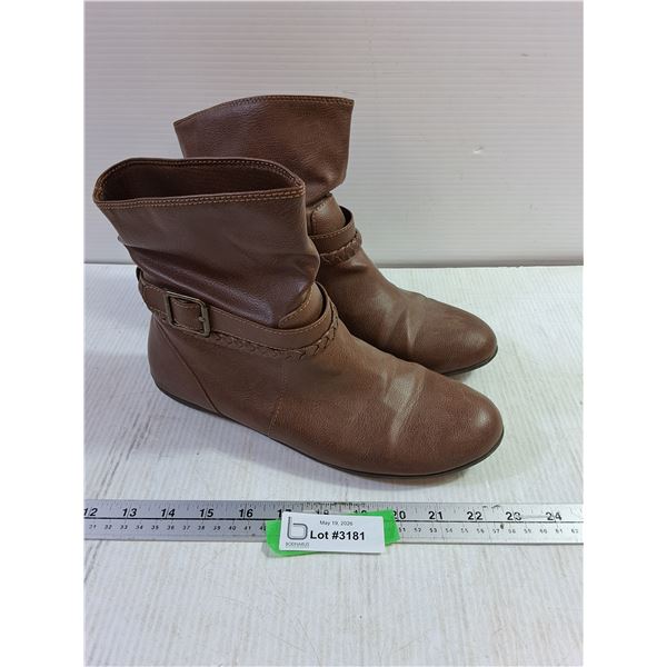 Brown Short Boots - 10W