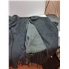 Image 2 : 46x58 Throw with Carry Strap, Black One Size Fit All Poncho