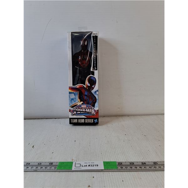 Marvel Ultimate Spider-Man Titan Hero Series Miles Morales 12-inch Action Figure