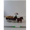 Image 2 : Vintage Cast Iron Horse-Drawn Fruits and Vegetables Wagon Toy