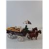 Image 6 : Vintage Cast Iron Horse-Drawn Fruits and Vegetables Wagon Toy