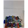 Image 2 : Box Of Assorted Die Cast Cars