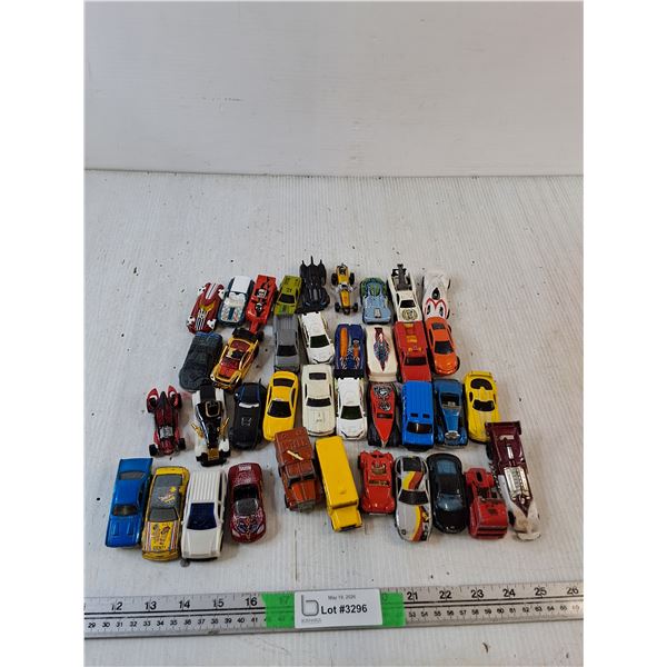 Box Of Assorted Die Cast Cars