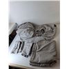 Image 5 : Polyester Full & Queen Sheet Sets- As Is