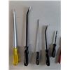 Image 3 : Prybars up to 17.5", Wrenches, Vicegrip, MIsc.