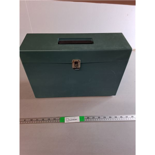 Plastic File Holder 16 x 5 x 11.5", Misc Notebooks