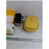 Image 5 : Plastic Cups, EzeeWrap Foil Dispenser, Affinity Mugs, Tupperware Container w/Lid, Napkins, Misc