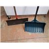 Image 2 : **(2) Shovels - PICKUP ONLY