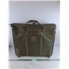 Image 3 : *Atlantic Garment Bag 23" x 21" x 7"