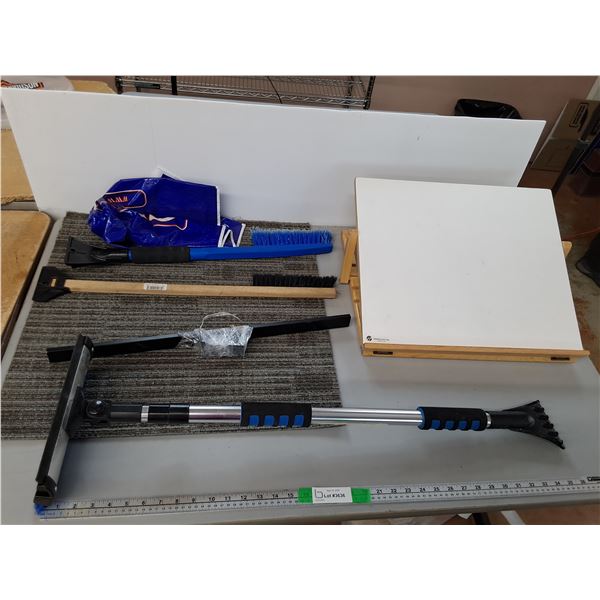 Snow Brushes Up to 57", Tabletop Art Easel, Floor Mat- Cannot Ship