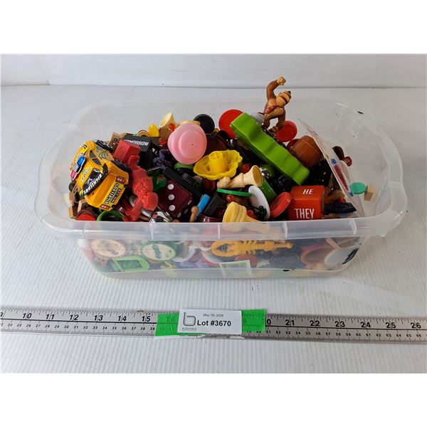 Plastic Storage Container 14.25" x 8.25" x 5"- No Lid & Game Pieces for Scrabble, Chess, Cribbage, M