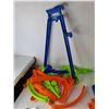 Image 3 : Hot Wheels Track Set & Toy Cars- As Is