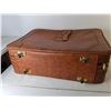 Image 4 : Jet Stream Rolling Suitcase 26.5" x 8" x 20" & (6) Bags- Purses, Messenger Style, Misc. Cannot Ship