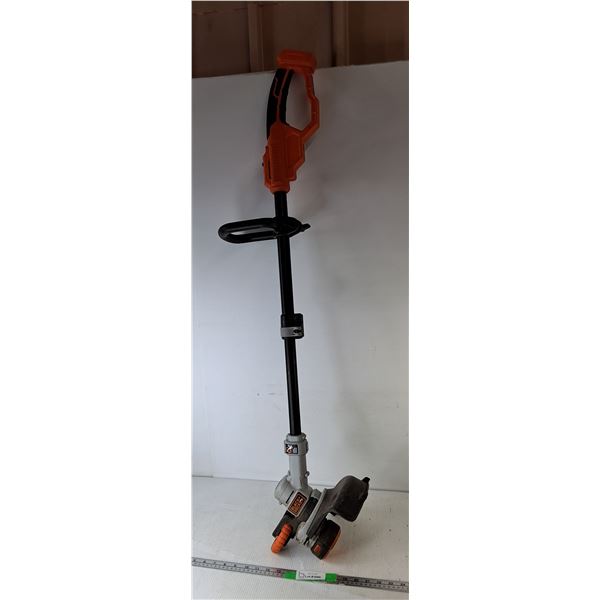Black & Decker Telescopic Electric Grass Trimmer- No Battery, Cannot Ship