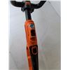 Image 4 : Black & Decker Telescopic Electric Grass Trimmer- No Battery, Cannot Ship