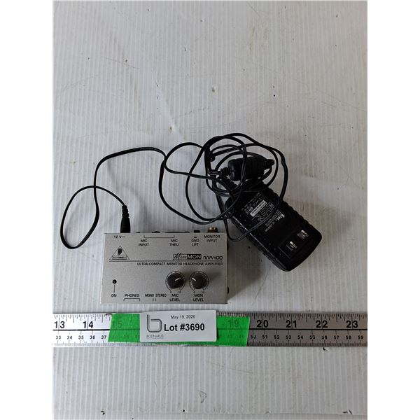 Behringer Micromon MA400 Monitor Headphone Amplifier- Powers On