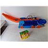 Image 3 : Hot Wheels Car Storage Truck, Fisher Price Farm Set & Tonka Police Motorcycle