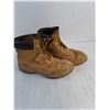 Image 2 : Pair of Timberland Waterproof Boots - Size 9