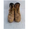 Image 3 : Pair of Timberland Waterproof Boots - Size 9