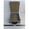 Image 1 : ISC Padded Aluminum Storage Case (L-13", H-5", D-12")