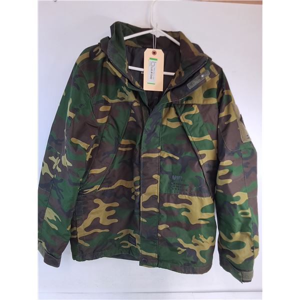 * Fingercroxx Insulated Camo Jacket - Size XL