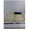 Image 1 : (4) Canadian Military Mesh Laundry Bags & Tote