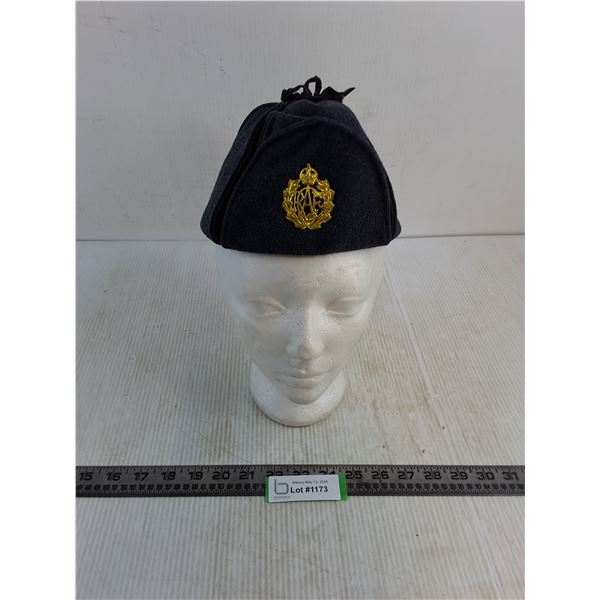 WW2 RCAF Winter "Brill Cap" - Dated 1940 - Mannequin Not Included