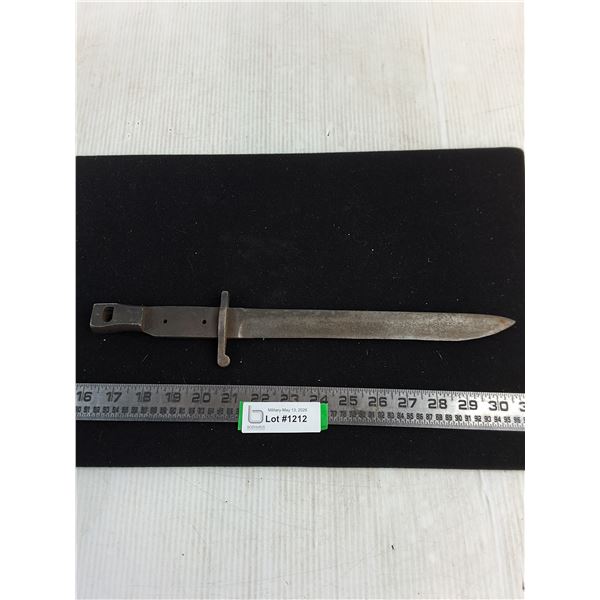 Antique Ground Dug WW1 Ross Rifle Bayonet