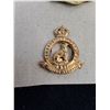 Image 3 : Ontario Regiment Cap & Collar Badges