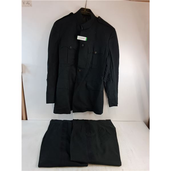 * 1960's Regina Rifles Warrant Dress Tunic (Approx Large Tall) & (2) Pants (32/27 & 34/27)