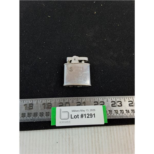 Ronson Vanstan Lighter from Canada