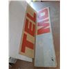 Image 2 : # Vintage Acrylic 24" Wide 2-Piece "Motel" Sign - 98" & 89" Lengths - Cannot Ship