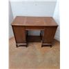 Image 5 : * Vintage Wooden 'Chippendale Styled' Kneehole Desk - 42x21x30" - Cannot Ship